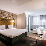 Отель Ibis 3*