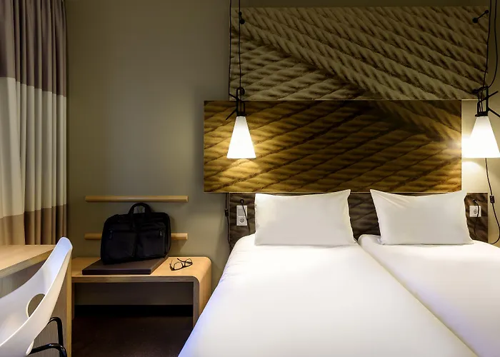 Отель Ibis 3*