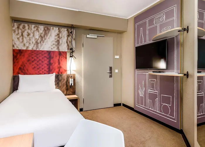 Ibis 3*