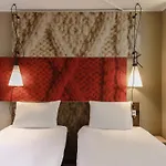 Ibis 3*