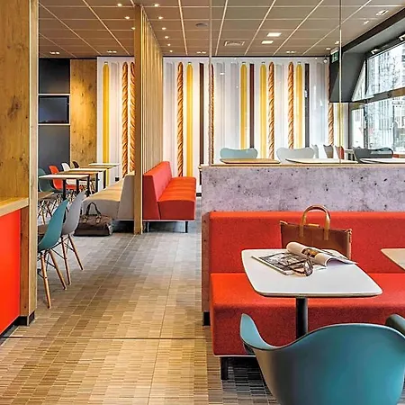 Отель Ibis 3*