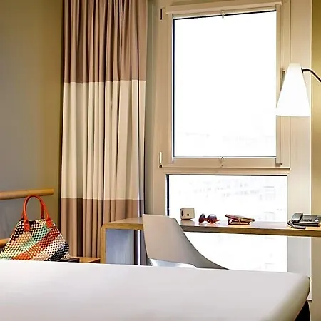 Ibis Отель