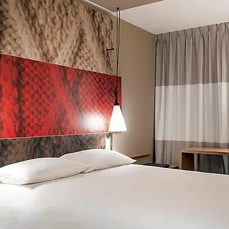 Ibis 3*