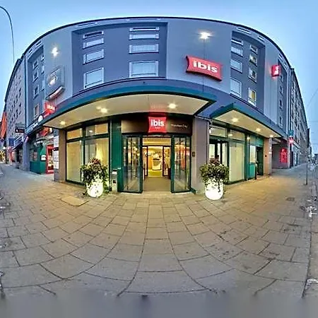 Ibis Hotel 3*