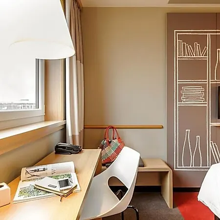 Ibis Hotel 3*