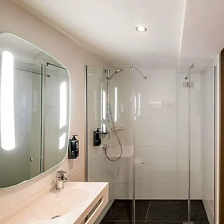 Ibis Отель 3*