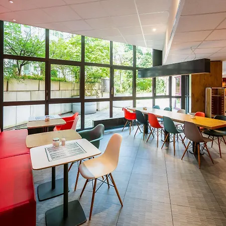 Ibis 3*