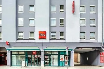 Ibis Hotel 3*