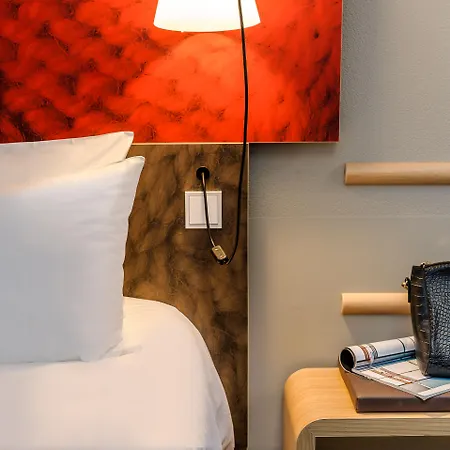 Ibis 3*